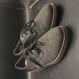 Clark's Womens Black and Gray Lace-Up Shoes, Comfort Collection